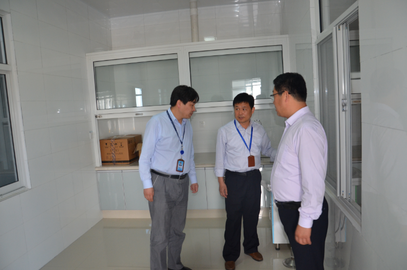 黨工委委員、管委會(huì)副主任張傳龍到我公司開展“四聯(lián)系四服務(wù)”活動(dòng)